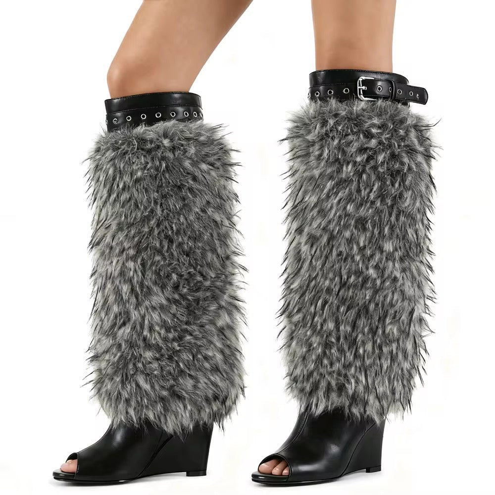 FROST DOLL WEDGE BOOTS